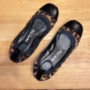 Kenneth Cole Reaction BLINK WINK Flats Slip-on Driving Moc Leopard Print